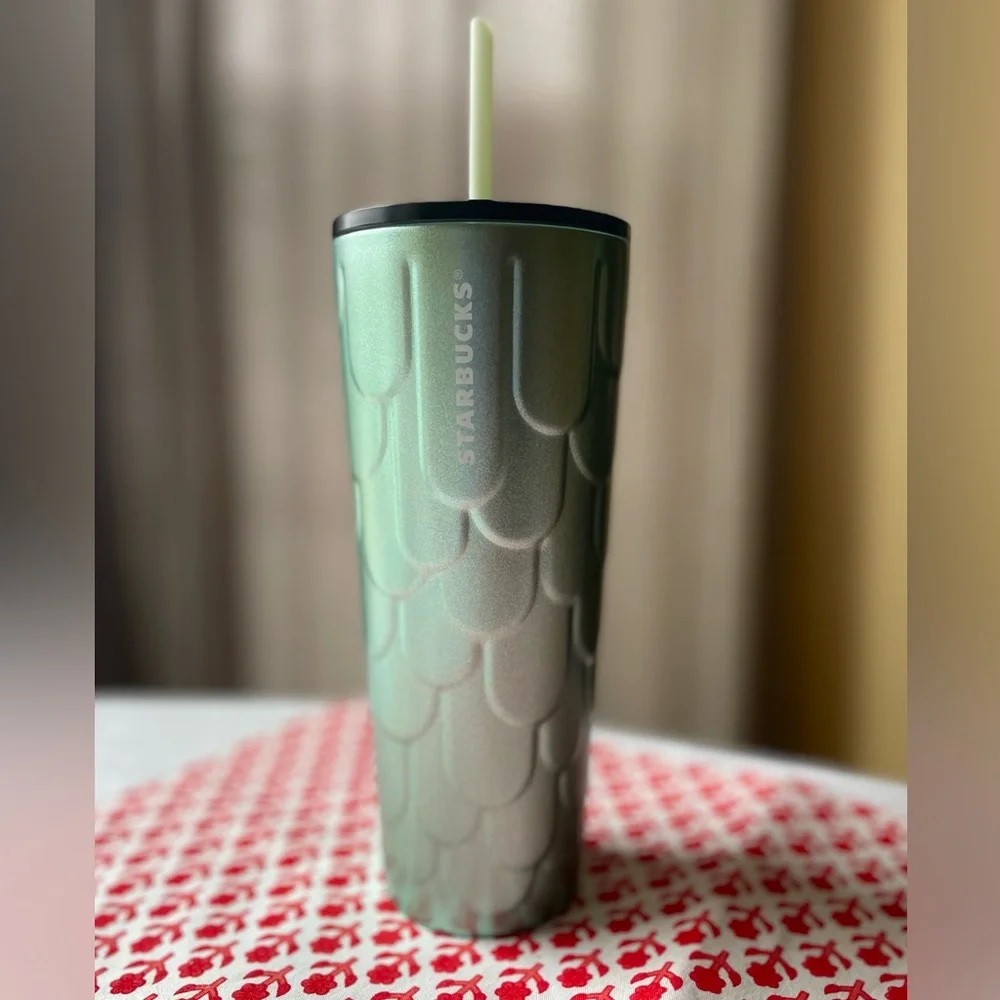 Starbucks 2022 Stainless Steel Mermaid Scales Venti 24 oz Tumbler Green NWT